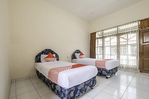 Super OYO 2346 Hotel Padjadjaran 1