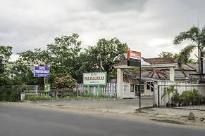 Super OYO 2346 Hotel Padjadjaran 1