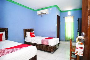 OYO 2343 Winolanto Guest House Syariah
