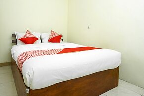 OYO 2319 Tengkawang Residence