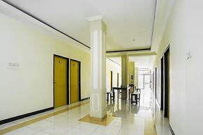 OYO 2319 Tengkawang Residence