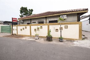 OYO 2394 Hotel Brosta