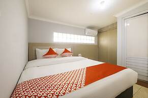 OYO 2405 The Karins Guesthouse Syariah