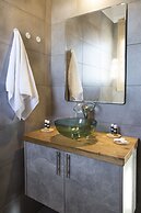 Paros King Luxury Apartments