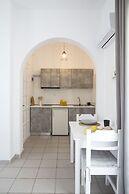 Paros King Luxury Apartments