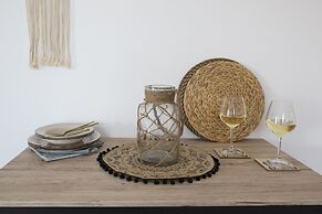 Paros King Luxury Apartments