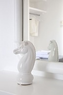 Paros King Luxury Apartments