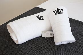 Paros King Luxury Apartments