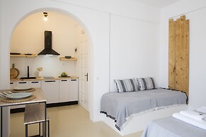 Paros King Luxury Apartments