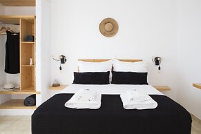 Paros King Luxury Apartments