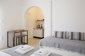Paros King Luxury Apartments
