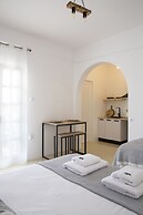 Paros King Luxury Apartments