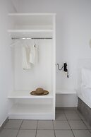 Paros King Luxury Apartments