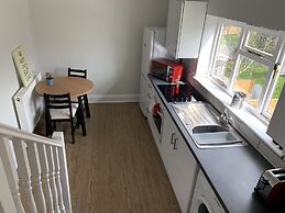 20 Forest Drive West Apartments