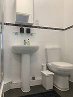 20 Forest Drive West Apartments