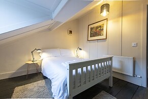 Talbot House & Georgian Apartments