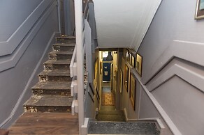 Talbot House & Georgian Apartments