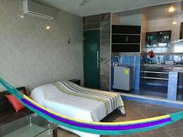 Kaeli's Caribbean Studios