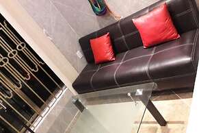 Kaeli's Caribbean Studios