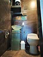 Kaeli's Caribbean Studios