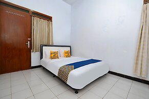 OYO 2240 Simpang Tujuh Residence