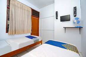 OYO 2240 Simpang Tujuh Residence