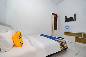 OYO 2240 Simpang Tujuh Residence