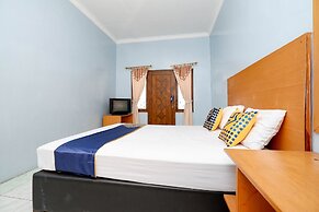 OYO 2240 Simpang Tujuh Residence