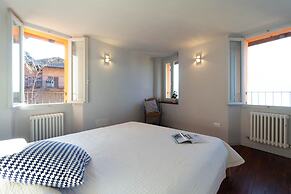 Mamma Ciccia Holiday Home - La Tour Orange Varenna