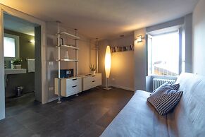 Mamma Ciccia Holiday Home - La Tour Orange Varenna