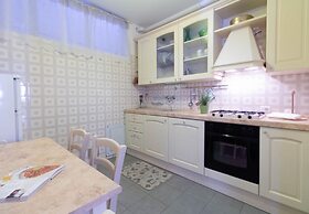 Mamma Ciccia Holiday Home - Lake Front Apartment