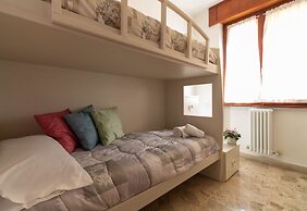 Mamma Ciccia Holiday Home - Lake Front Apartment