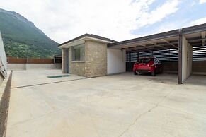 Mamma Ciccia Holiday Home - Up on the Hills