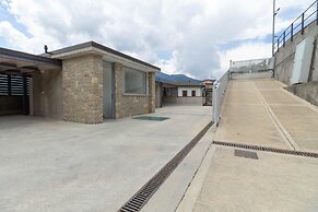 Mamma Ciccia Holiday Home - Up on the Hills