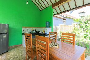 Kompyang Rai Guest House