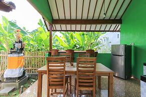 Kompyang Rai Guest House