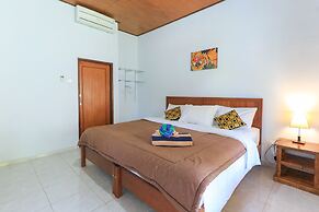 Kompyang Rai Guest House