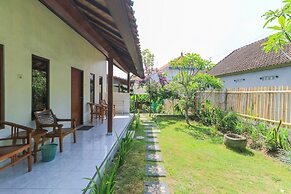 Kompyang Rai Guest House