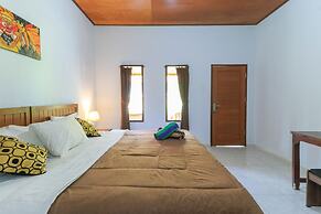 Kompyang Rai Guest House