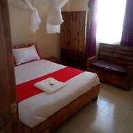 Escarpment Motel - Adults Only