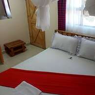 Escarpment Motel - Adults Only