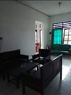 Hotel Teratai Putih
