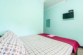 Rock Garden Homestay & Resto