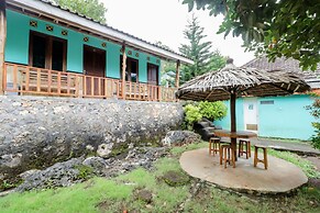 Rock Garden Homestay & Resto