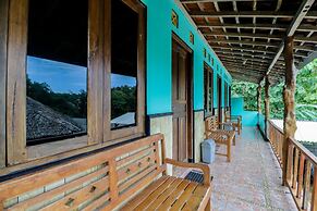 Rock Garden Homestay & Resto