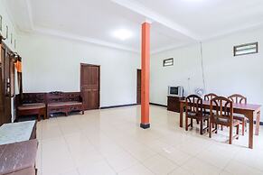 Rock Garden Homestay & Resto