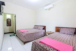 Rock Garden Homestay & Resto