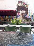 Ederlezi Zoubourlou Aparthotel