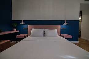 Ederlezi Zoubourlou Aparthotel