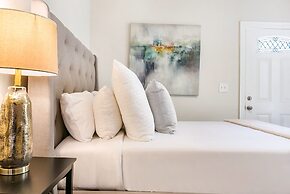 Hosteeva 3BR Steps to St. Charles Ave